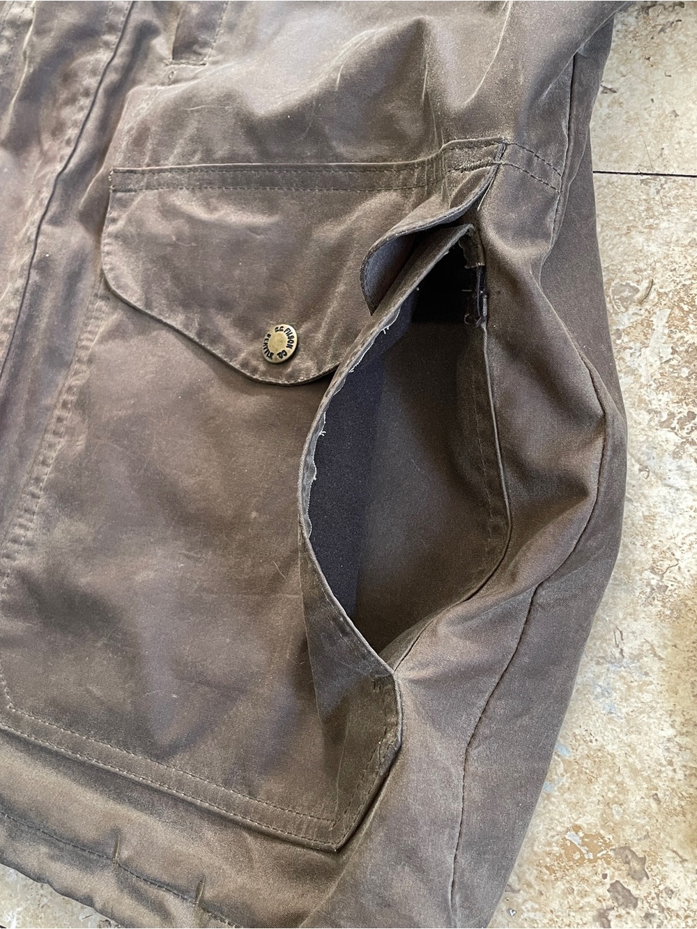 Filson waxed canvas tin cloth field jacket with moleskin collar - Picture 4 of 7